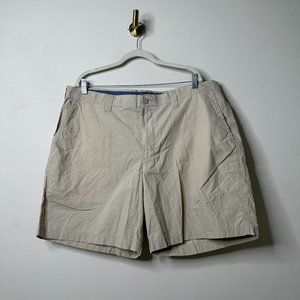 Columbia Beige Men's Shorts Size 40